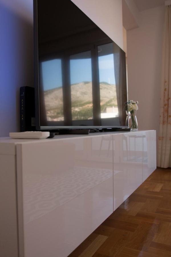 מוסטר Memories Apartment מראה חיצוני תמונה