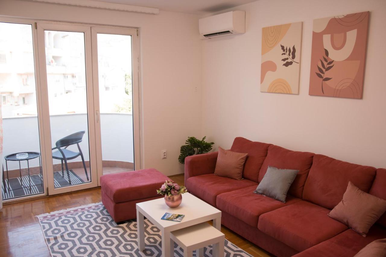 מוסטר Memories Apartment מראה חיצוני תמונה