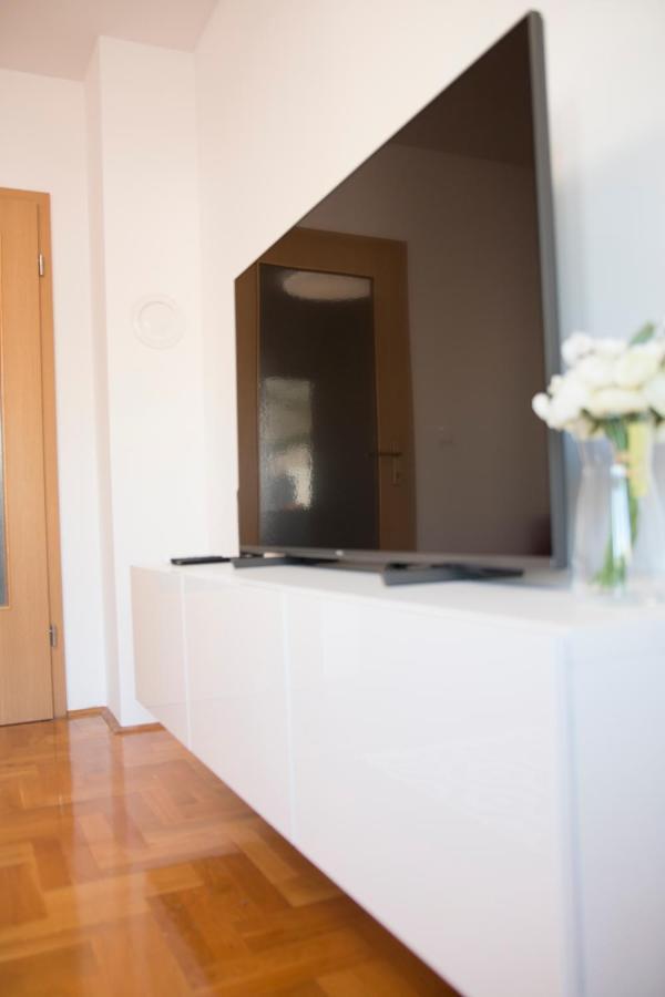 מוסטר Memories Apartment מראה חיצוני תמונה
