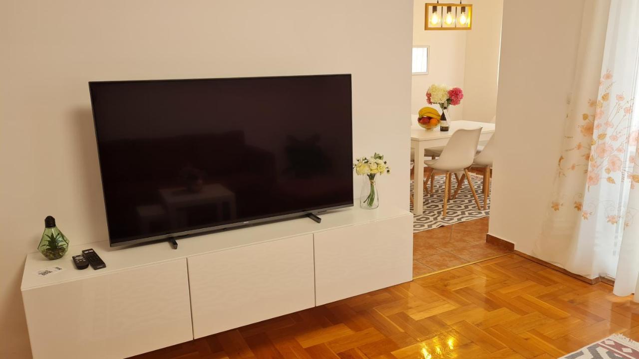 מוסטר Memories Apartment מראה חיצוני תמונה