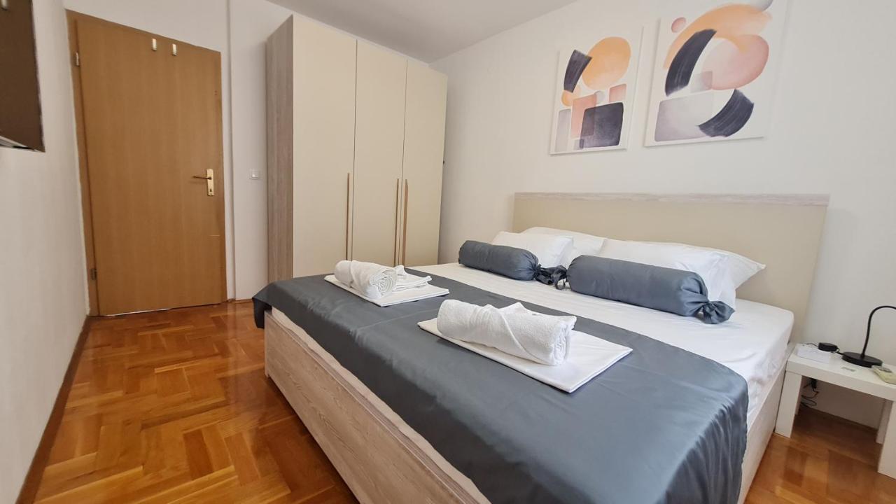 מוסטר Memories Apartment מראה חיצוני תמונה