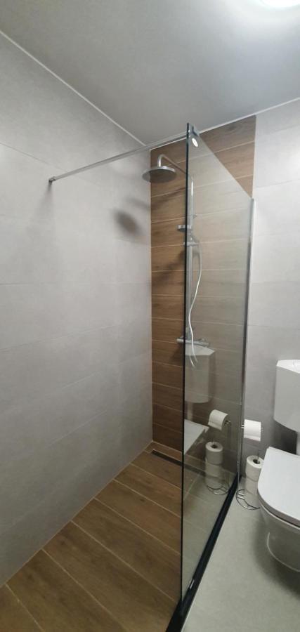 מוסטר Memories Apartment מראה חיצוני תמונה