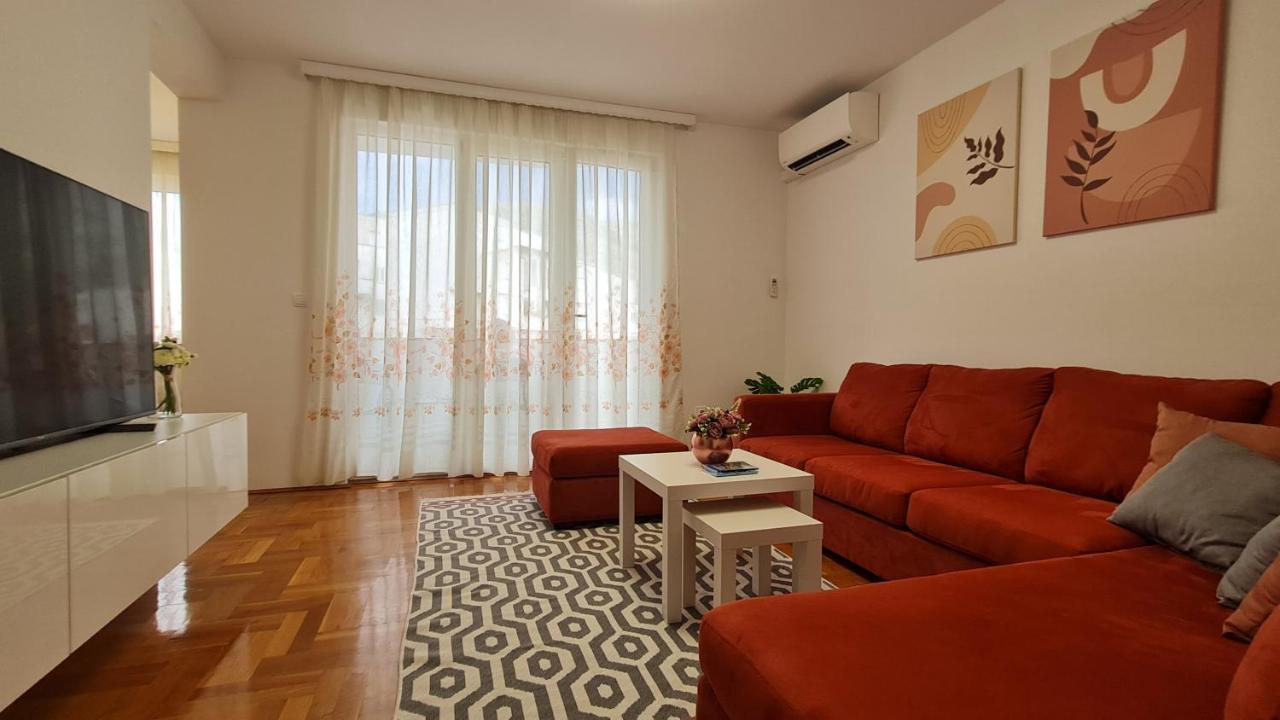מוסטר Memories Apartment מראה חיצוני תמונה