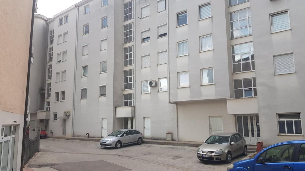 מוסטר Memories Apartment מראה חיצוני תמונה