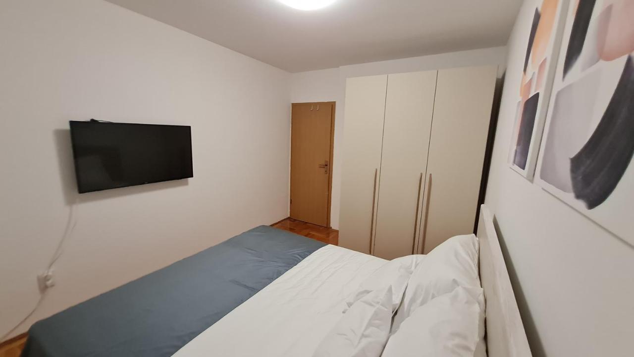 מוסטר Memories Apartment מראה חיצוני תמונה